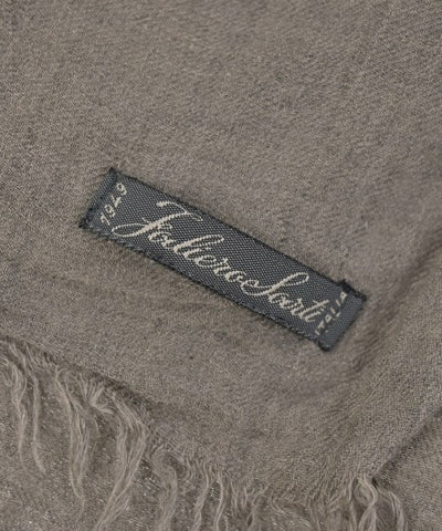 Faliero Sarti Stoles