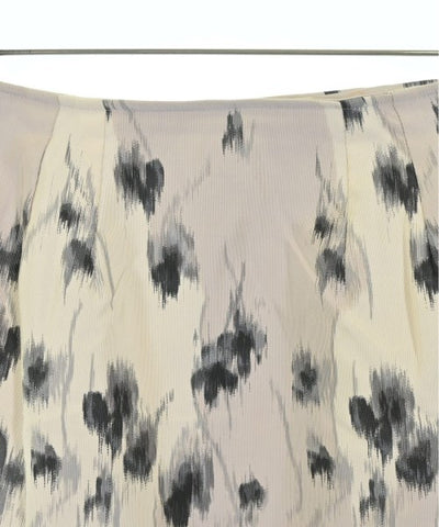 GiAMBATTiSTA VALLi Knee length skirts