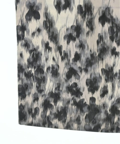 GiAMBATTiSTA VALLi Knee length skirts