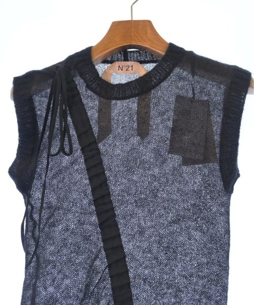 Nﾟ 21 Sleeveless tops