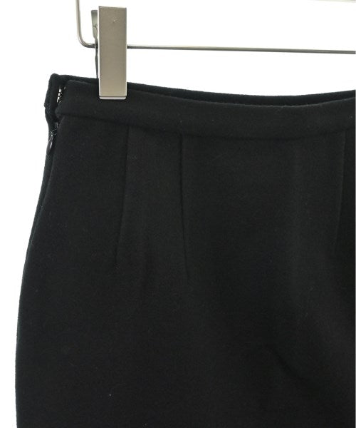 Y's Knee length skirts