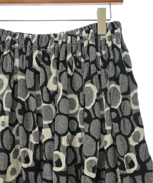 Y's Knee length skirts