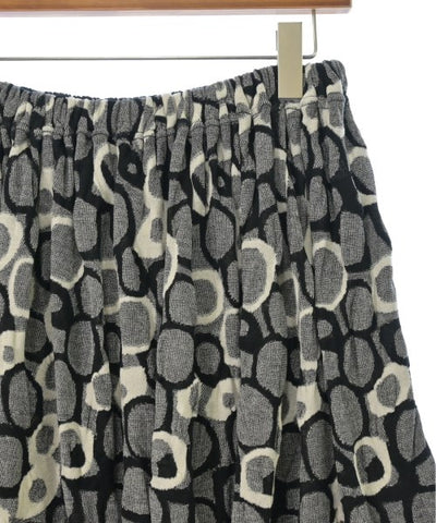 Y's Knee length skirts