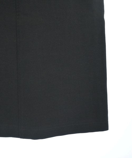 Y's Knee length skirts