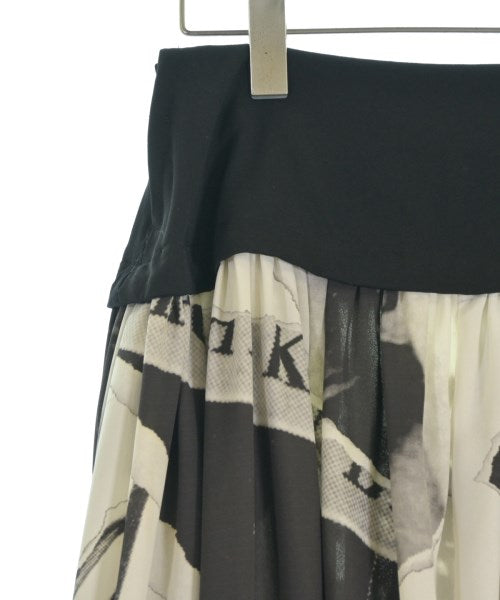 Y's Knee length skirts