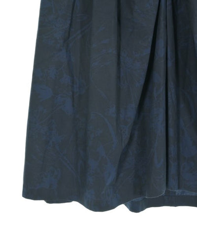 Y's Knee length skirts