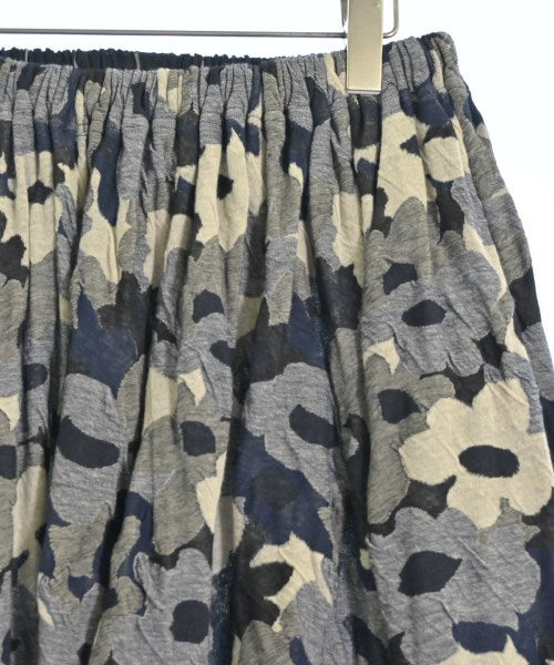 Y's Knee length skirts