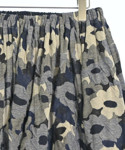 Y's Knee length skirts