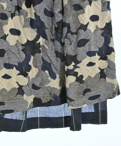 Y's Knee length skirts