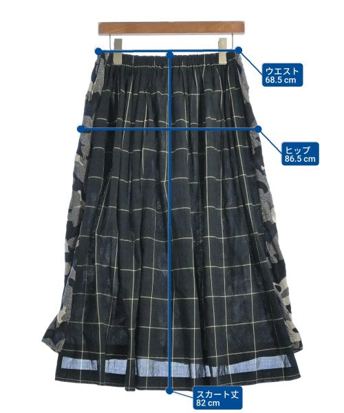 Y's Knee length skirts