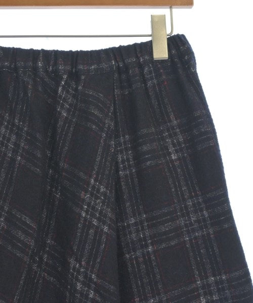 Y's Knee length skirts