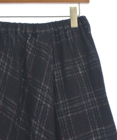 Y's Knee length skirts