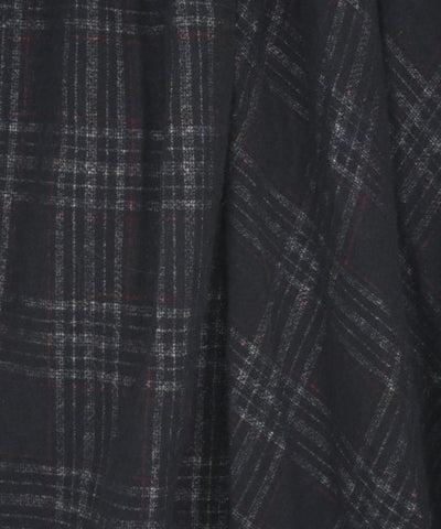 Y's Knee length skirts