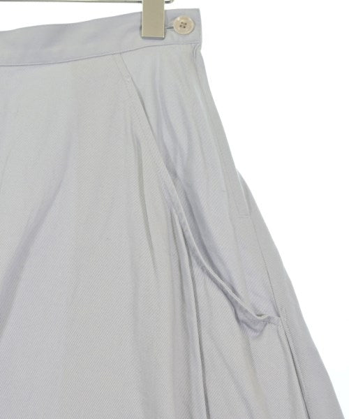 Y's Knee length skirts