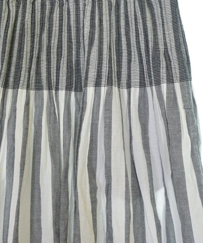 me ISSEY MIYAKE Knee length skirts
