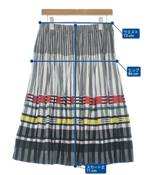 me ISSEY MIYAKE Knee length skirts