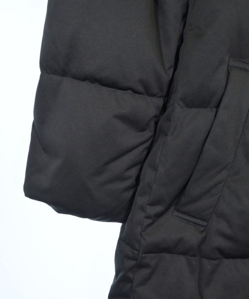 PLEATS PLEASE Down coats