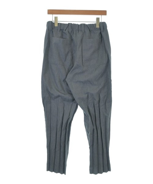 ISSEY MIYAKE MEN Trousers Gray 2203526L0030 | Online Thrift Store