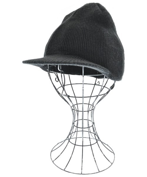 UNDER COVER Knitted caps/Beanie