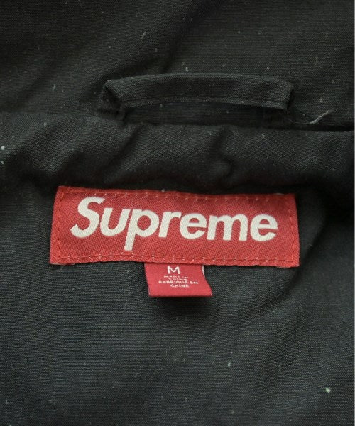 Supreme Mountain parka