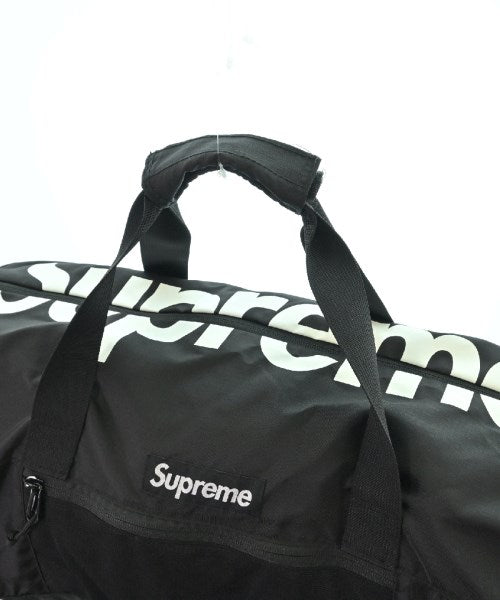 Supreme Shoulder bags