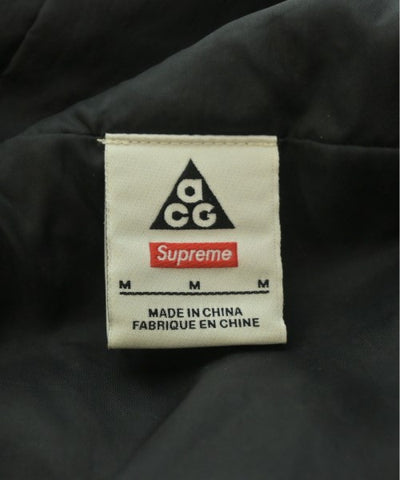 Supreme Mountain parka