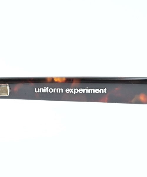 Uniform Experiment Glasses