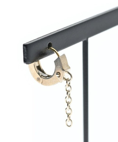 Justin Davis Pierces