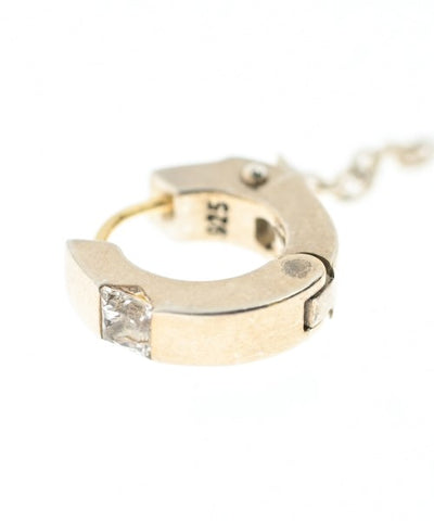 Justin Davis Pierces