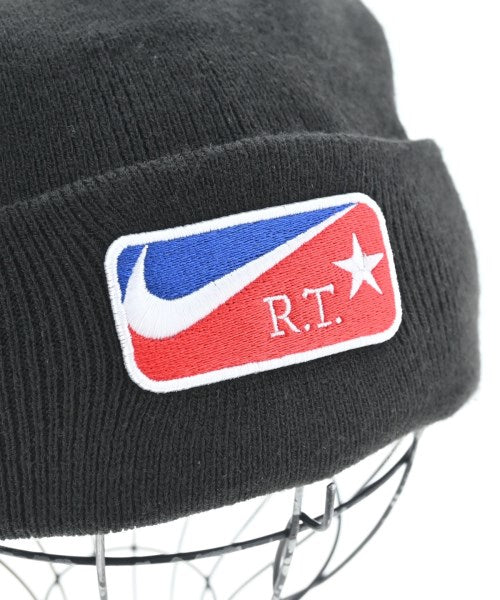 NIKE Knitted caps/Beanie