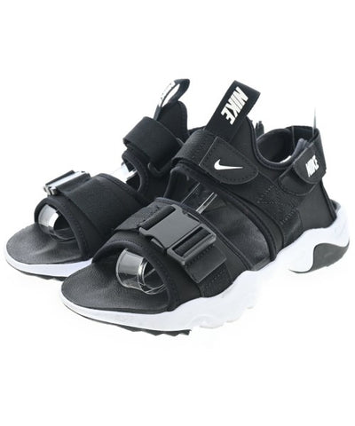 NIKE Sandals