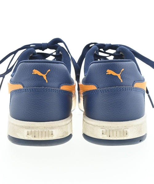 PUMA Sneakers