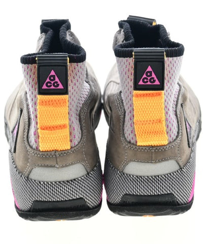 NIKE ACG Sneakers