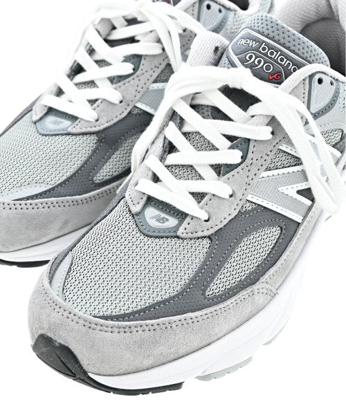 New Balance Sneakers