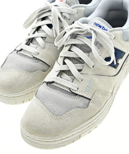 New Balance Sneakers