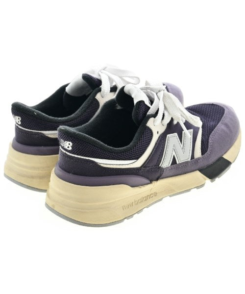 New Balance Sneakers