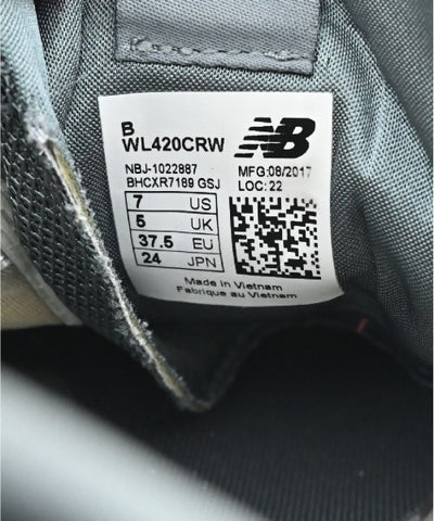 New Balance Sneakers