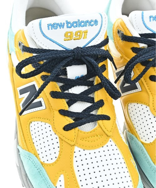 New Balance Sneakers