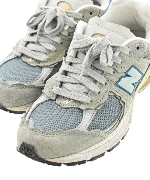 New Balance Sneakers