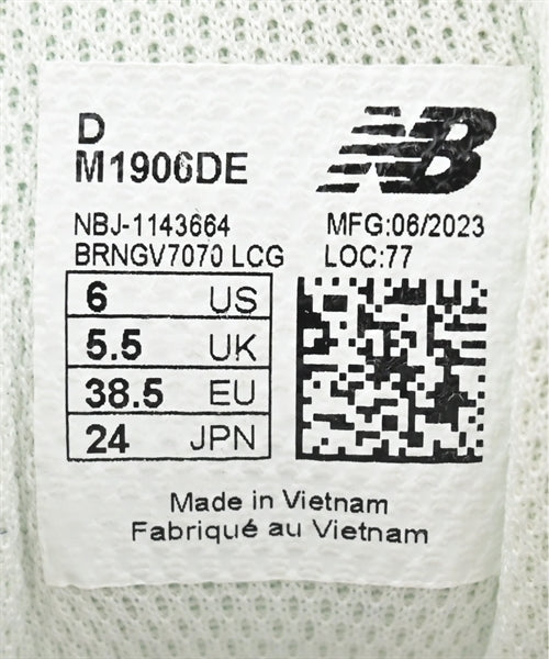 New Balance Sneakers