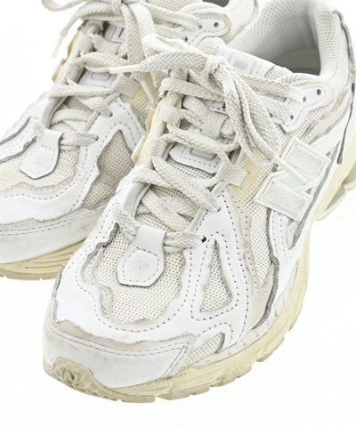 New Balance Sneakers