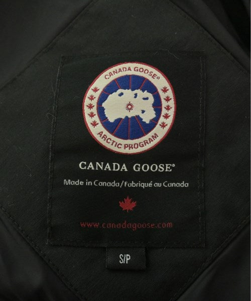 CANADA GOOSE Down jackets/Vests