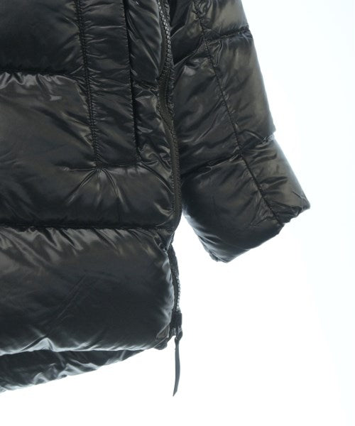 CANADA GOOSE Down jackets/Vests