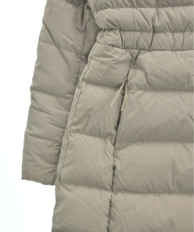 CANADA GOOSE Down coats