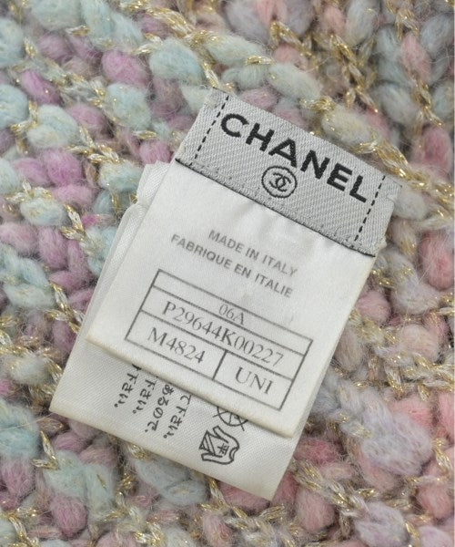 CHANEL Winter scarves