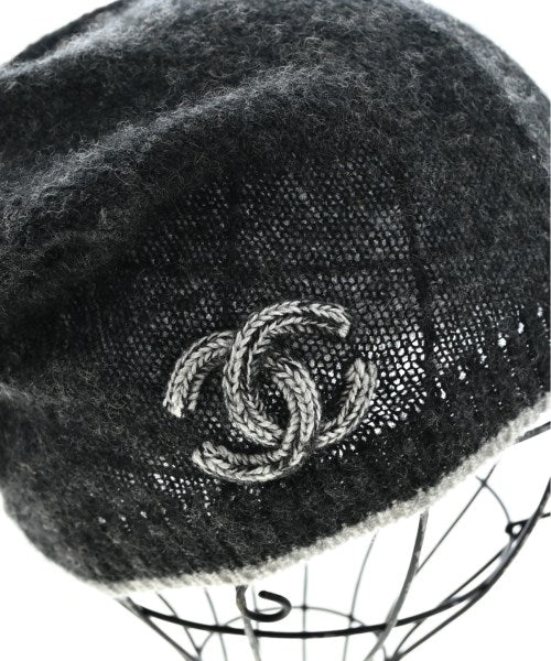 CHANEL Knitted caps/Beanie