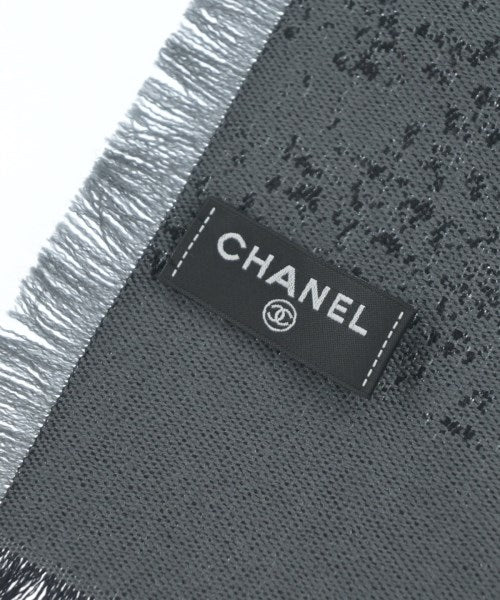 CHANEL Winter scarves