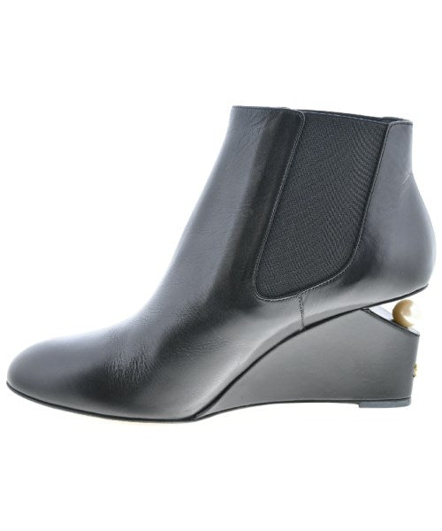 CHANEL Boots