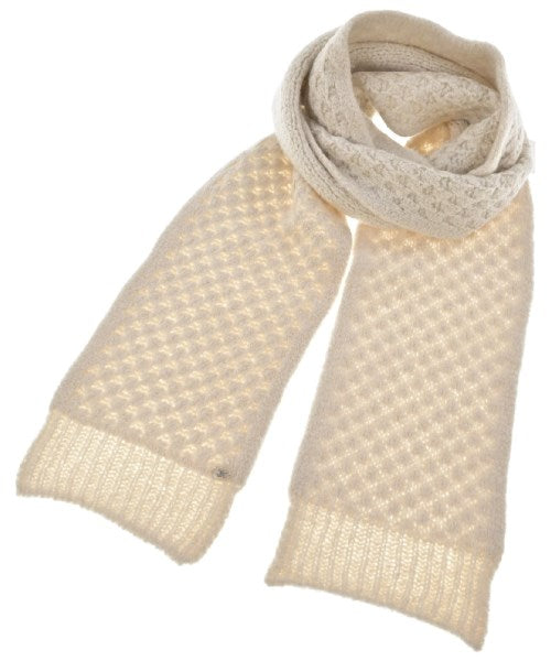 CHANEL Winter scarves