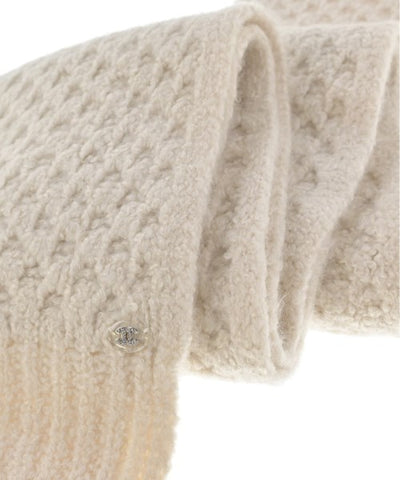 CHANEL Winter scarves
